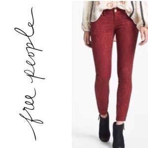 👖Free People Burgundy Brocade Skinny Jeans